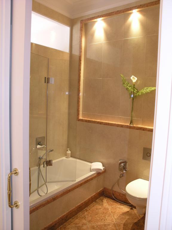 דירות קרלובי וארי Apartman Lux Skroupova מראה חיצוני תמונה