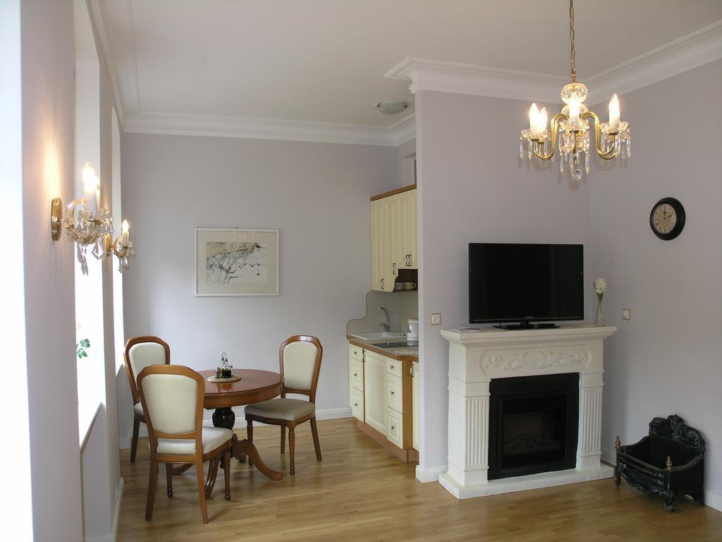 דירות קרלובי וארי Apartman Lux Skroupova מראה חיצוני תמונה
